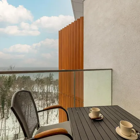 Sunny Coast With In By Renters Apartment *