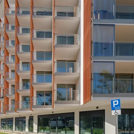 Sunny Coast With In By Renters